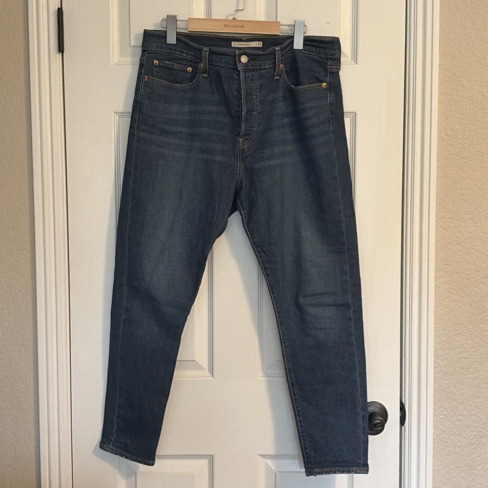 Levi Strauss Wedgie Skinny Jeans Women's‎ Size 32 Dark Wash Button Fly Hi-Rise